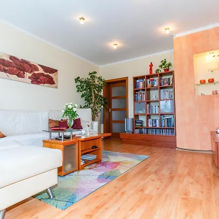 Komfort V Blízkosti Centra Apartamento Poprad